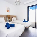 Exclusive 6 Bedrooms In Lanzarote - Ocean & Volcano Views, Private Pool, Jacuzzi & Gym * Mácher