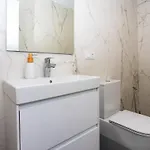 ヴィラ Exclusive 6 Bedrooms In Lanzarote - Ocean & Volcano Views, Private Pool, Jacuzzi & Gym *