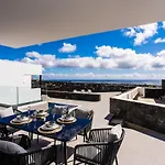 ヴィラ Exclusive 6 Bedrooms In Lanzarote - Ocean & Volcano Views, Private Pool, Jacuzzi & Gym *