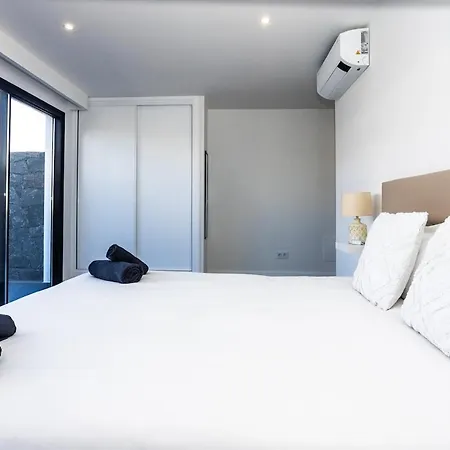 Exclusive 6 Bedrooms In Lanzarote - Ocean & Volcano Views, Private Pool, Jacuzzi & Gym Mácher