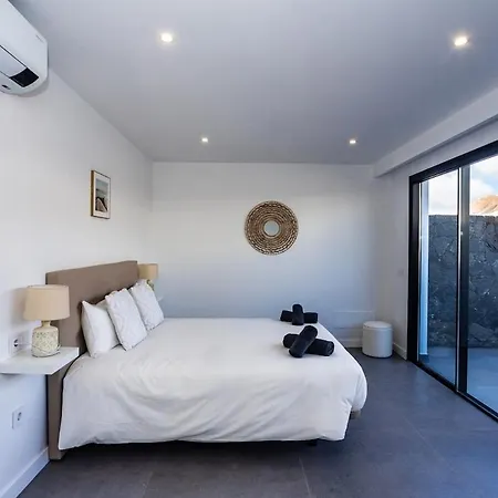 Exclusive 6 Bedrooms In Lanzarote - Ocean & Volcano Views, Private Pool, Jacuzzi & Gym