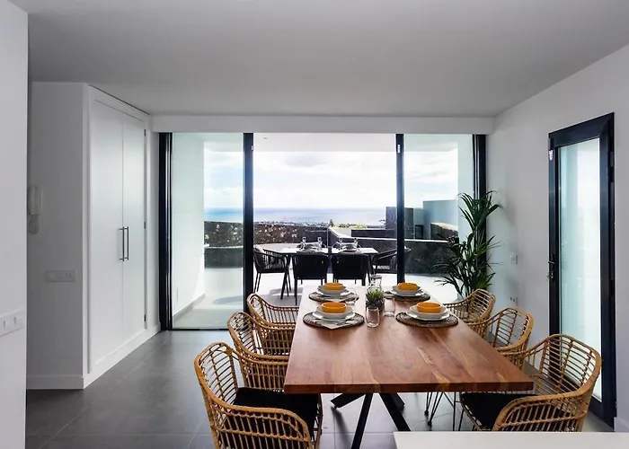 Exclusive 6 Bedrooms In Lanzarote - Ocean & Volcano Views, Private Pool, Jacuzzi & Gym Mácher