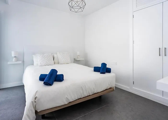 Exclusive 6 Bedrooms In Lanzarote - Ocean & Volcano Views, Private Pool, Jacuzzi & Gym Villa Mácher