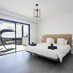 Exclusive 6 Bedrooms In Lanzarote - Ocean & Volcano Views, Private Pool, Jacuzzi & Gym Willa Mácher