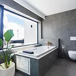Exclusive 6 Bedrooms In Lanzarote - Ocean & Volcano Views, Private Pool, Jacuzzi & Gym Willa *