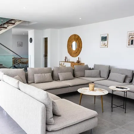 Exclusive 6 Bedrooms In Lanzarote - Ocean & Volcano Views, Private Pool, Jacuzzi & Gym Willa *