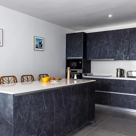 Willa Exclusive 6 Bedrooms In Lanzarote - Ocean & Volcano Views, Private Pool, Jacuzzi & Gym Mácher