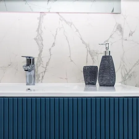 Exclusive 6 Bedrooms In Lanzarote - Ocean & Volcano Views, Private Pool, Jacuzzi & Gym *