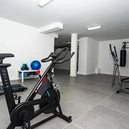 Exclusive 6 Bedrooms In Lanzarote - Ocean & Volcano Views, Private Pool, Jacuzzi & Gym Mácher