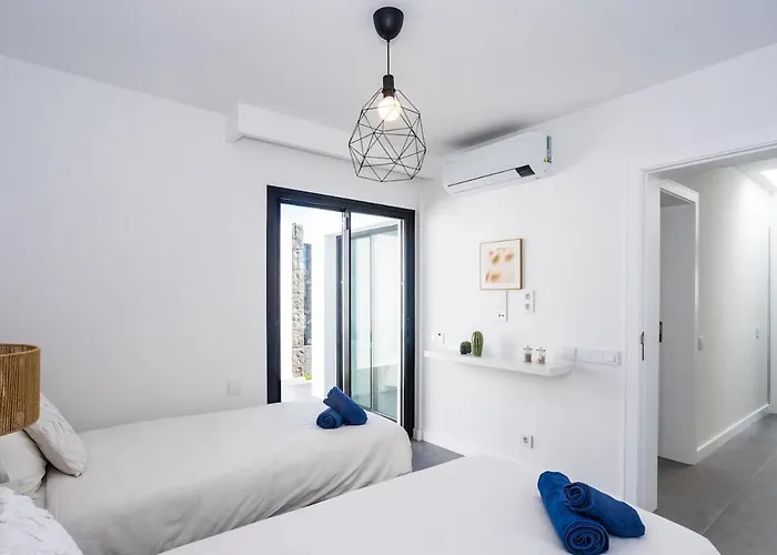 别墅 Exclusive 6 Bedrooms In Lanzarote - Ocean & Volcano Views, Private Pool, Jacuzzi & Gym