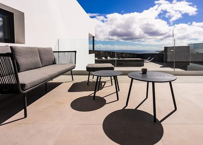 Exclusive 6 Bedrooms In Lanzarote - Ocean & Volcano Views, Private Pool, Jacuzzi & Gym * Mácher