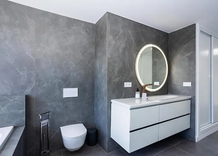 Exclusive 6 Bedrooms In Lanzarote - Ocean & Volcano Views, Private Pool, Jacuzzi & Gym