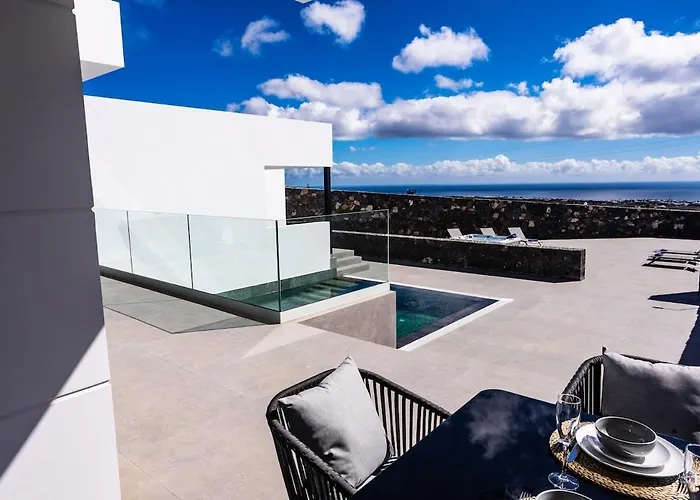 别墅 Exclusive 6 Bedrooms In Lanzarote - Ocean & Volcano Views, Private Pool, Jacuzzi & Gym