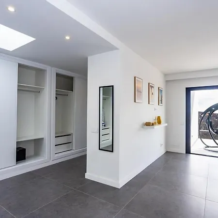 Exclusive 6 Bedrooms In Lanzarote - Ocean&volcano Views, Private Pool, Jacuzzi&gym * Mácher
