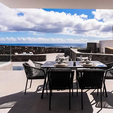 Exclusive 6 Bedrooms In Lanzarote - Ocean&volcano Views, Private Pool, Jacuzzi&gym Mácher